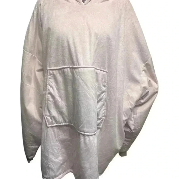 SOFT PINK THE COMFY PULLOVER MICROFIBER AND SHERPA WEARABLE BLANKET! - Picture 1 of 6